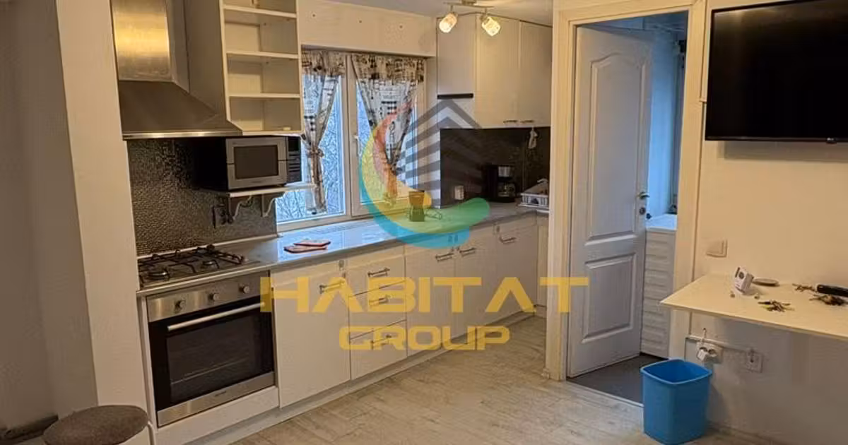 Casă individuală de vânzare cu 11 camere în zona P-ța Reșița, Sector 4