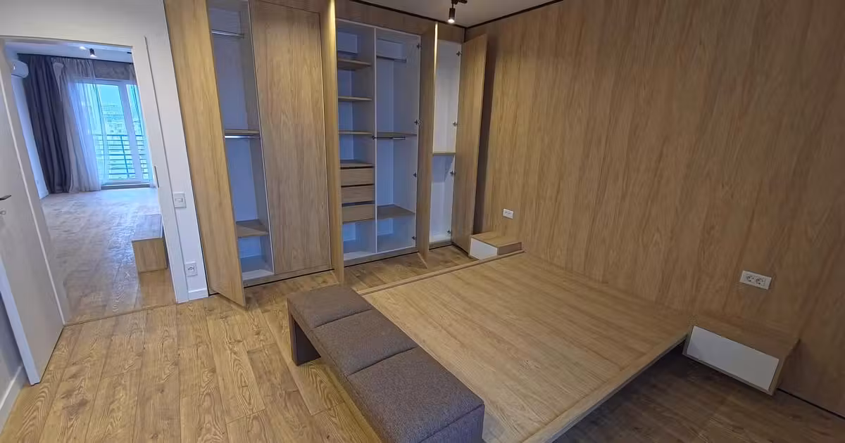 Apartament de vânzare cu 3 camere, mobilat în zona Dacia, Constanța
