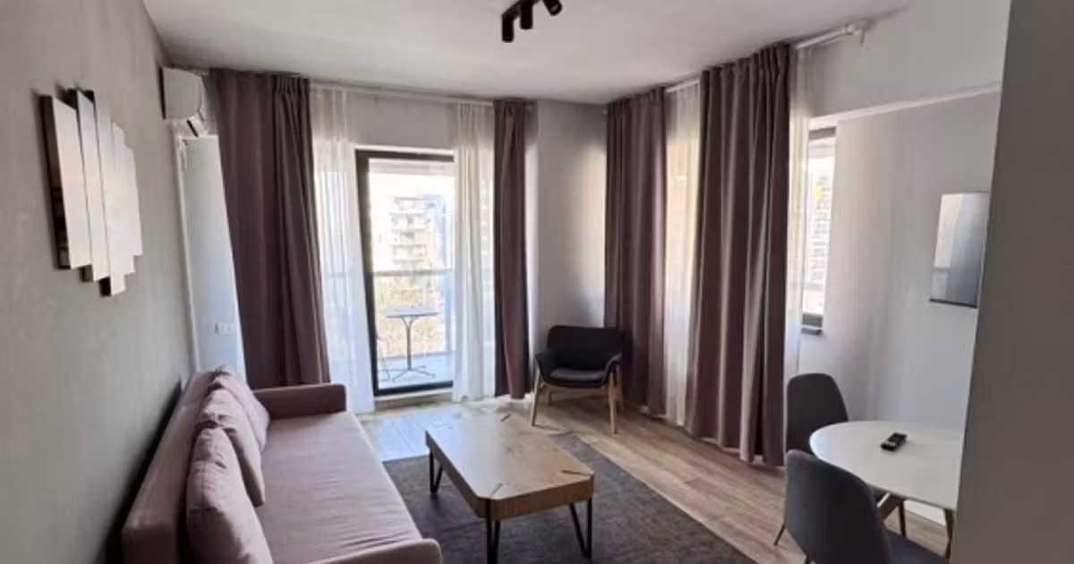 Apartament de vânzare cu 2 camere, mobilat în Mamaia