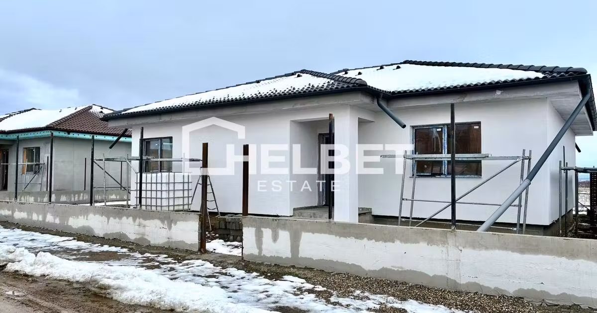 Casă individuală de vânzare cu 4 camere în Bod
