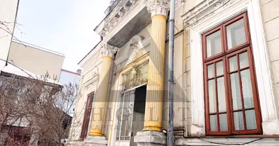 Casă P-ța Victoriei