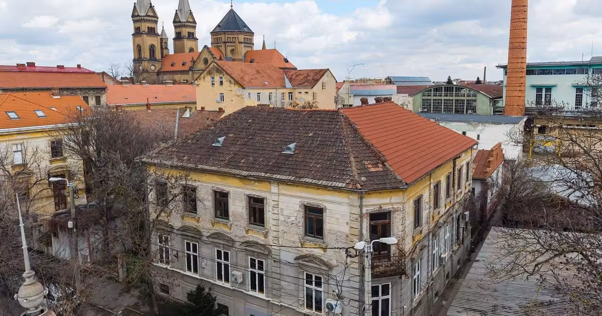 Casă de vânzare cu 25 camere în zona Central, Timișoara