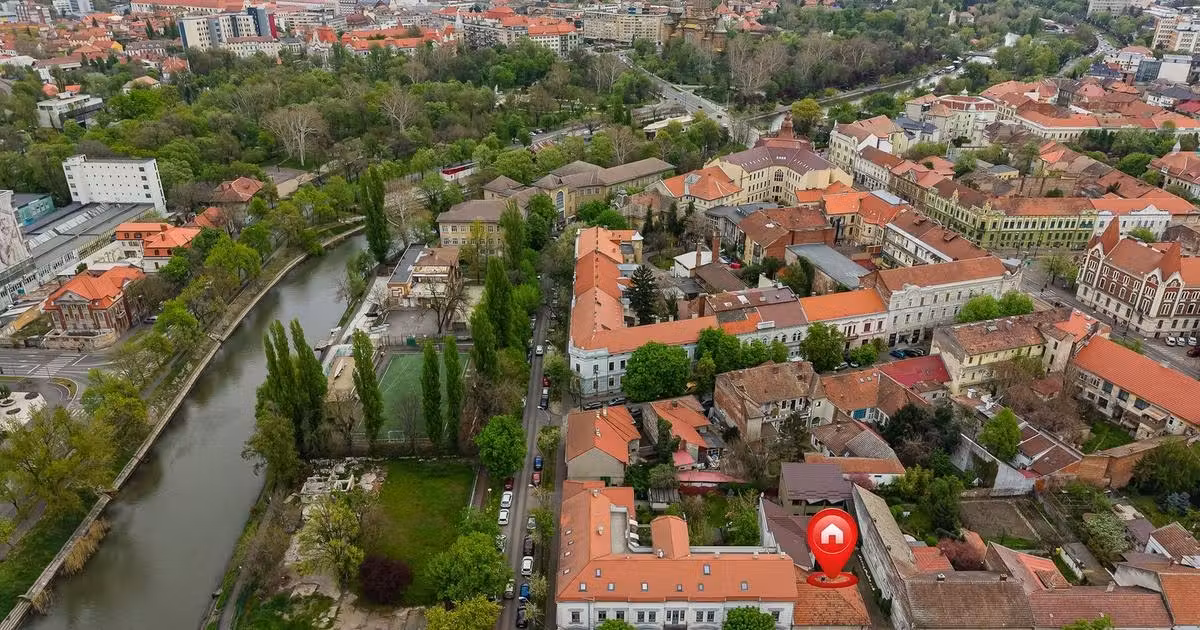 Casă individuală de vânzare cu 7 camere, mobilată în zona Central, Timișoara