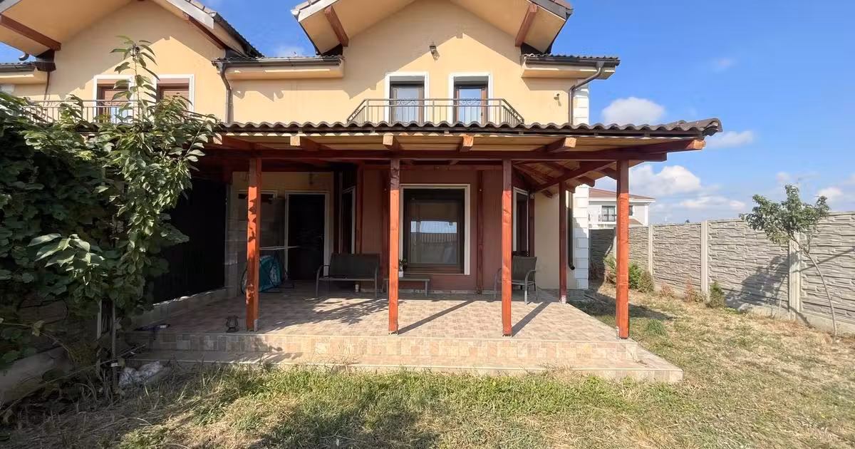 Duplex de vânzare cu 5 camere, mobilat în Dumbrăvița