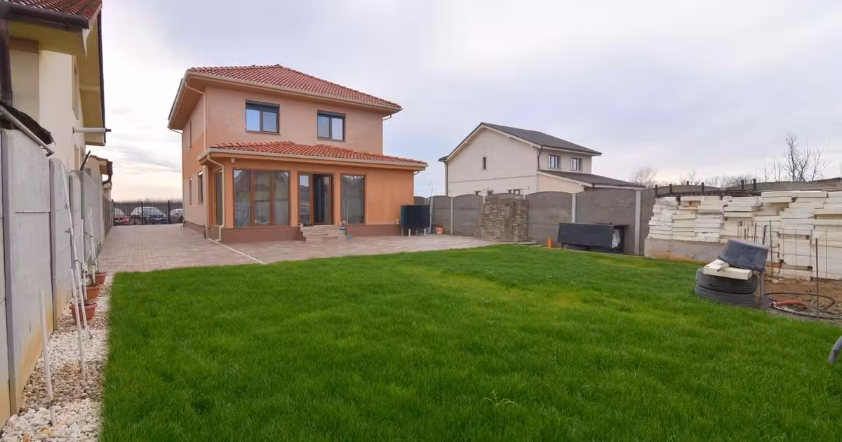 Casă individuală de vânzare cu 4 camere, mobilată în zona Ghirodei, Timișoara