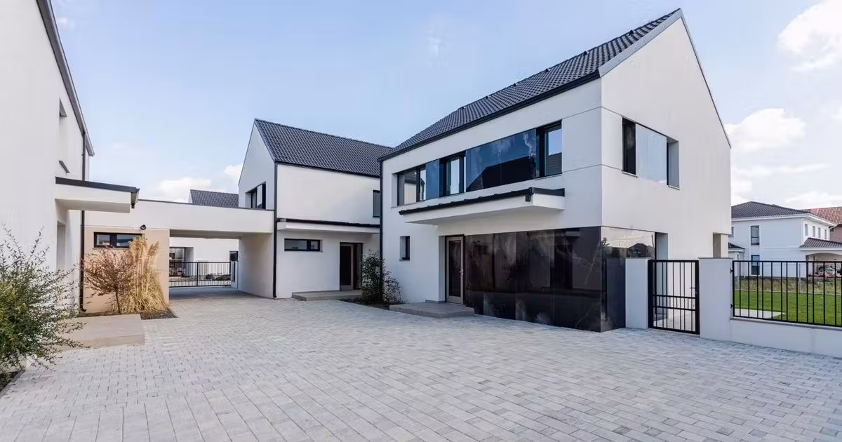 Duplex de vânzare cu 4 camere în Dumbrăvița