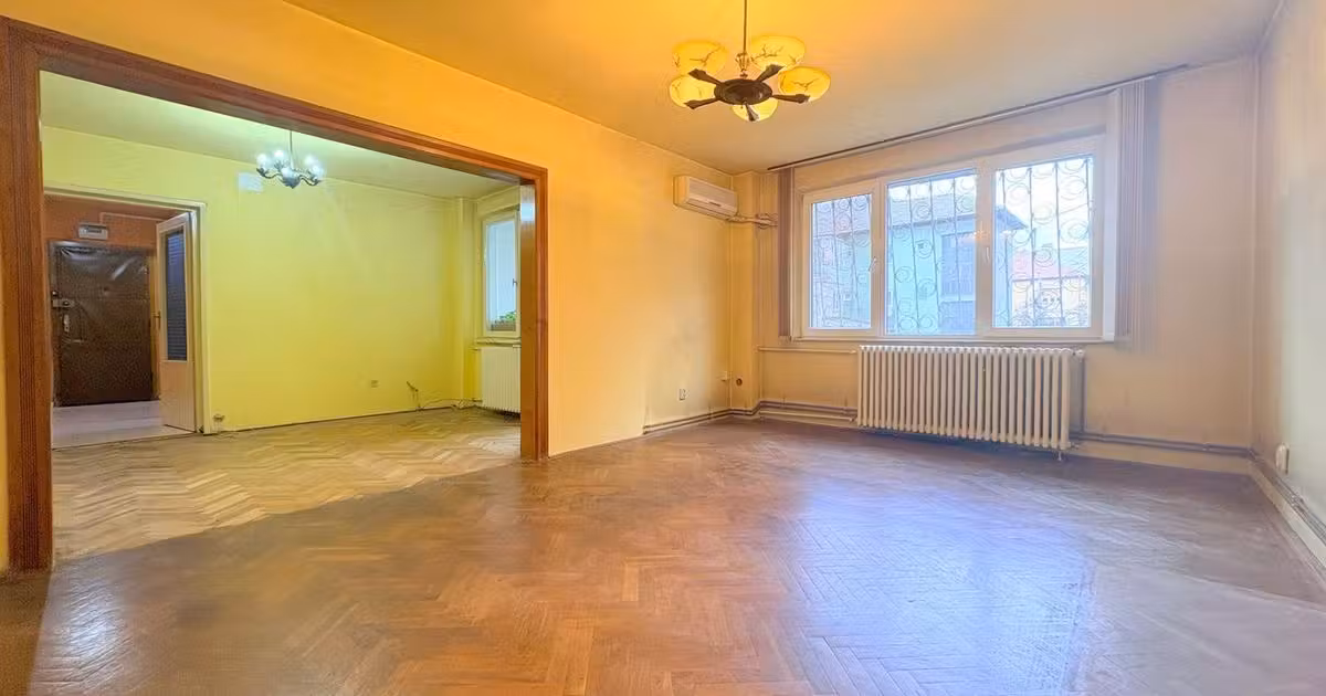 Apartament de vânzare cu 3 camere în zona Ultracentral, Timișoara