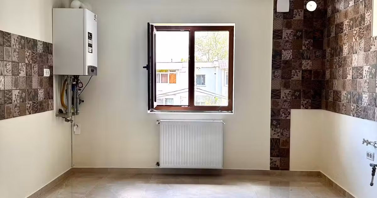 Apartament de vânzare cu 4 camere în Otopeni