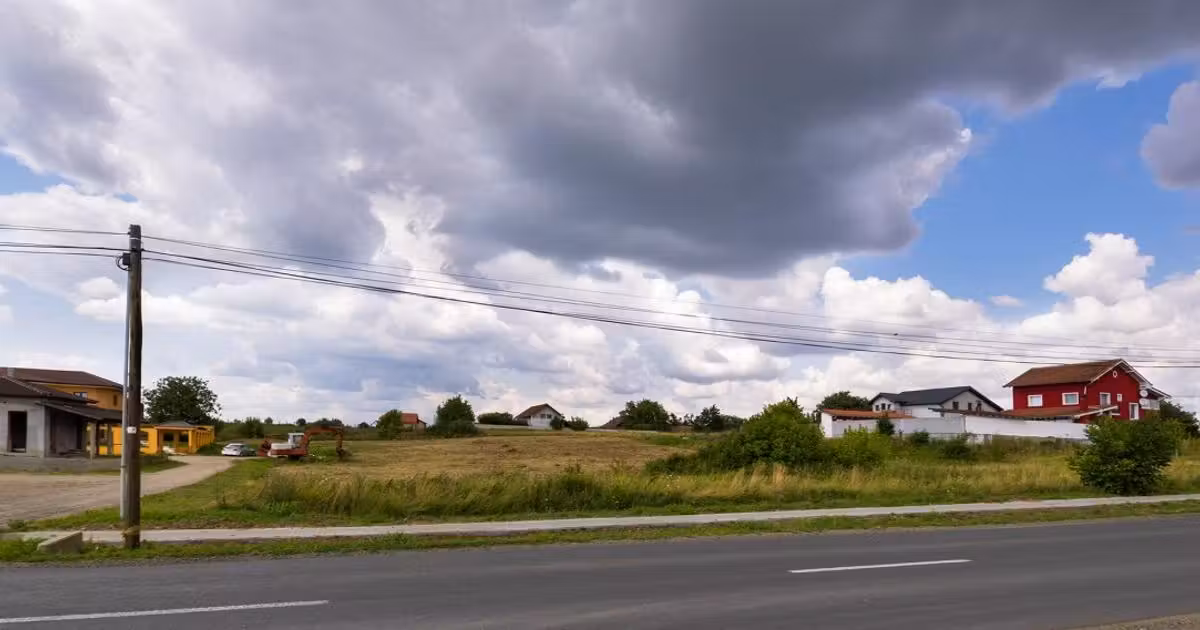 Teren Construcții intravilan de vânzare de 2481 mp, în Zădăreni