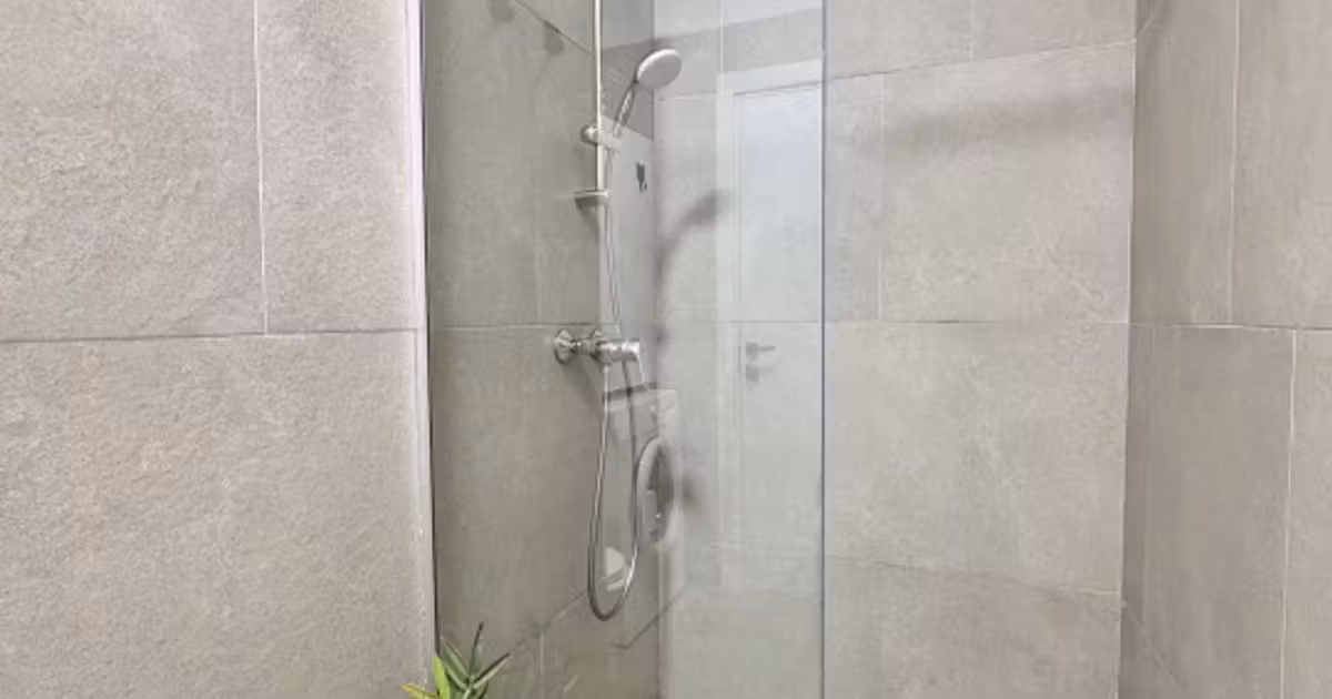 Apartament de vânzare cu 2 camere, mobilat în Mamaia