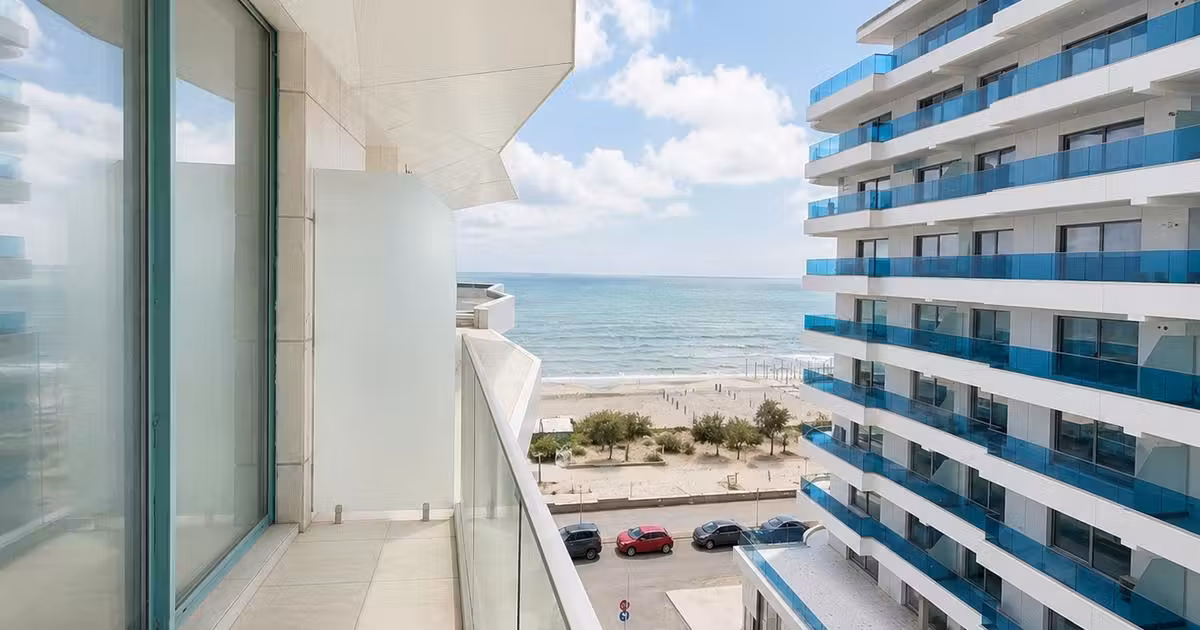 Apartament de vânzare cu 3 camere în Mamaia