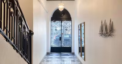 Birou Ultracentral