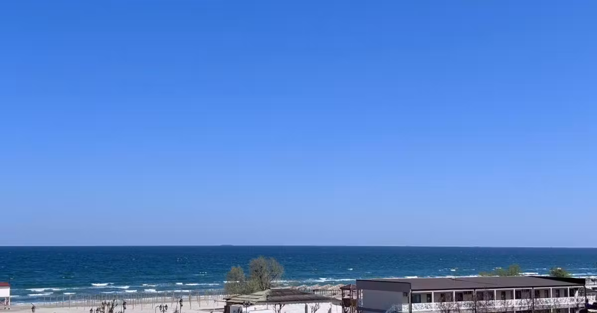 Apartament de vânzare cu 2 camere, mobilat în Mamaia