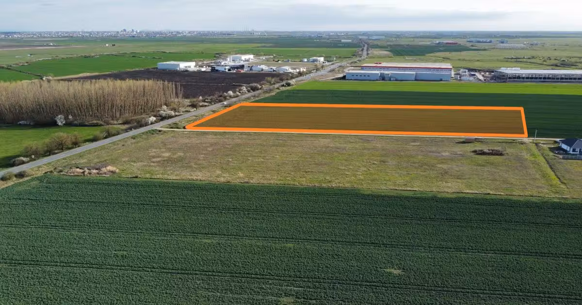Teren Construcții intravilan de vânzare de 2000 mp, în Sânandrei