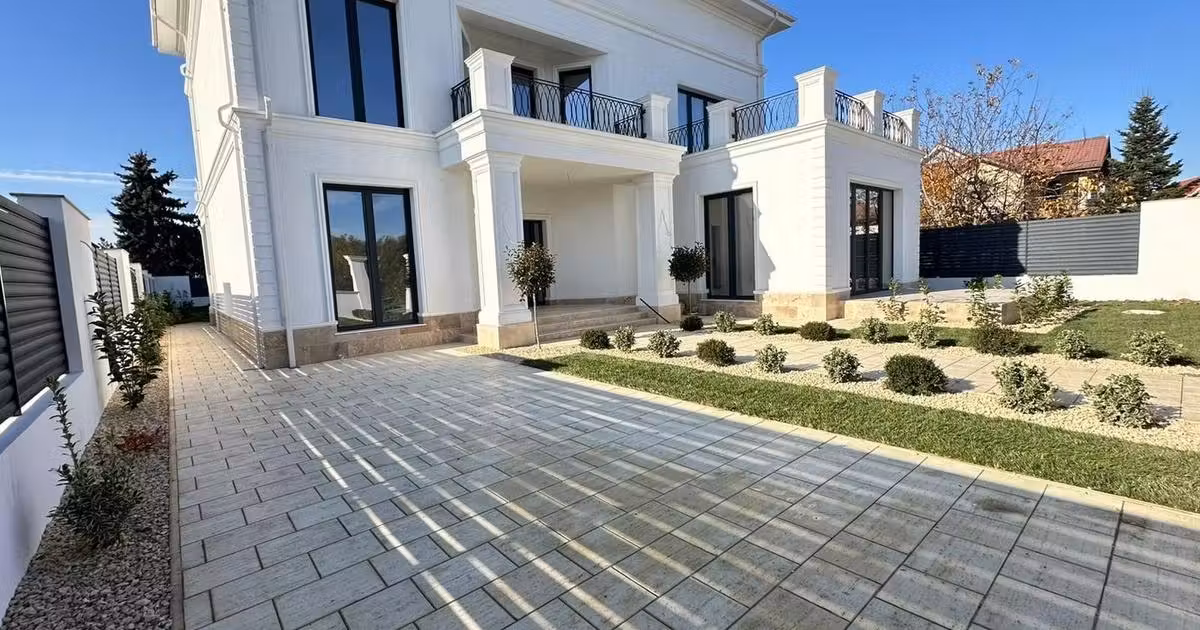 Casă individuală de vânzare cu 7 camere în zona Pipera, Sector 1