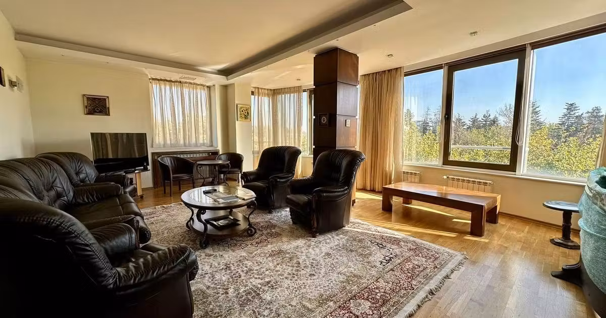 Apartament de vânzare cu 3 camere în zona Primăverii, Sector 1