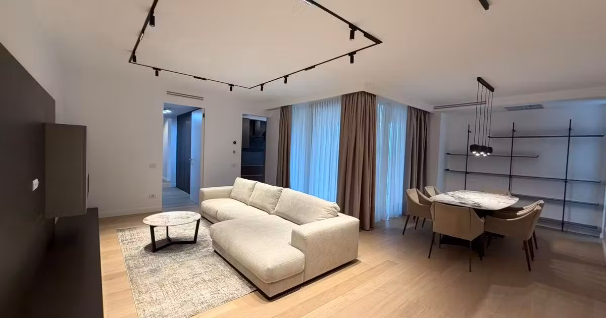 Apartament de vânzare cu 4 camere în zona Aviatorilor, Sector 1