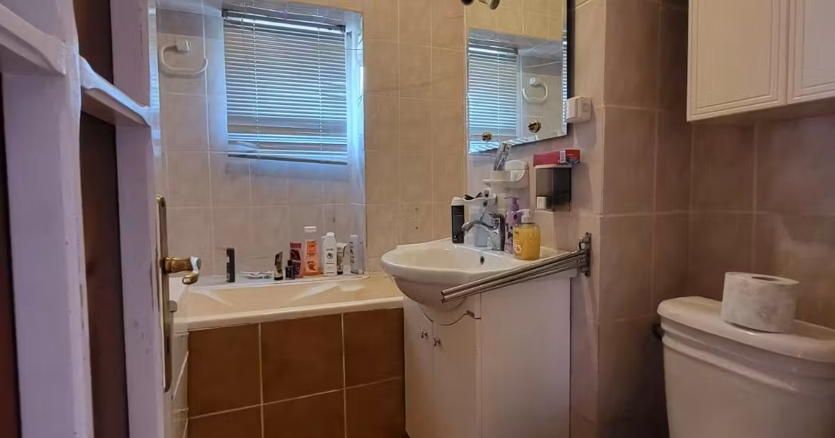 Apartament de vânzare cu 4 camere, mobilat în zona Păcurari, Iași