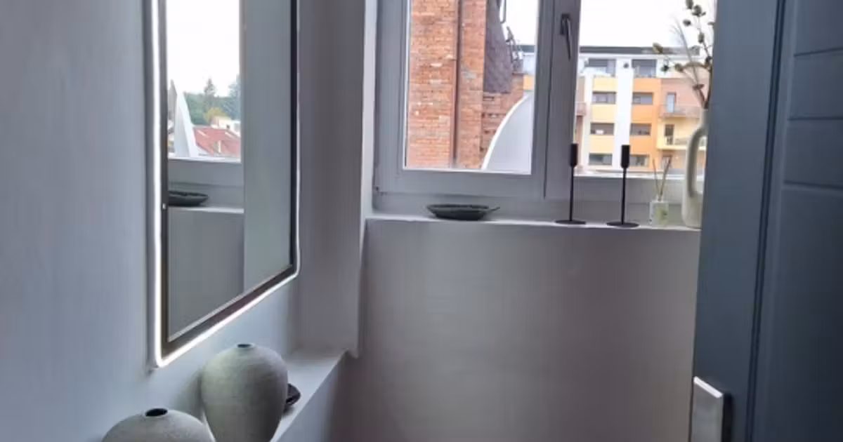 Apartament de vânzare cu 3 camere, mobilat în Voluntari