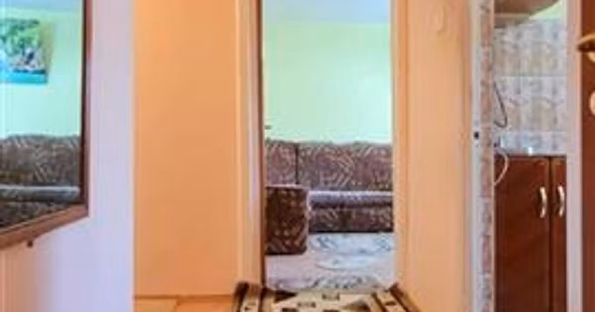 Apartament de vânzare cu 3 camere, mobilat în zona Hipodrom 4, Sibiu