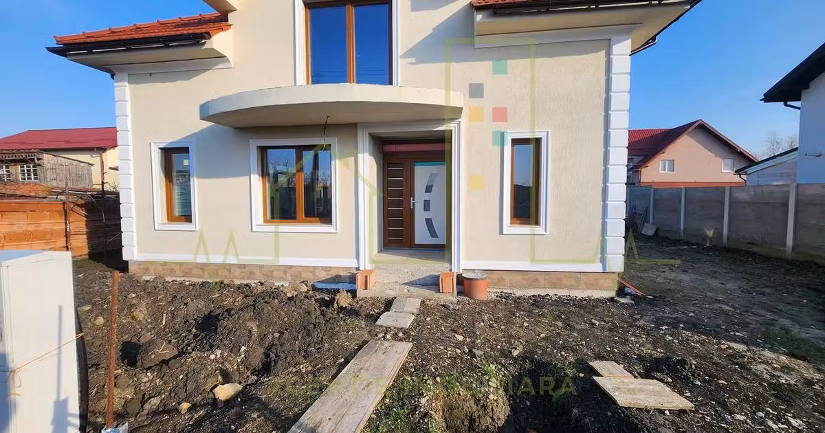Casă individuală de vânzare cu 4 camere în Sânandrei