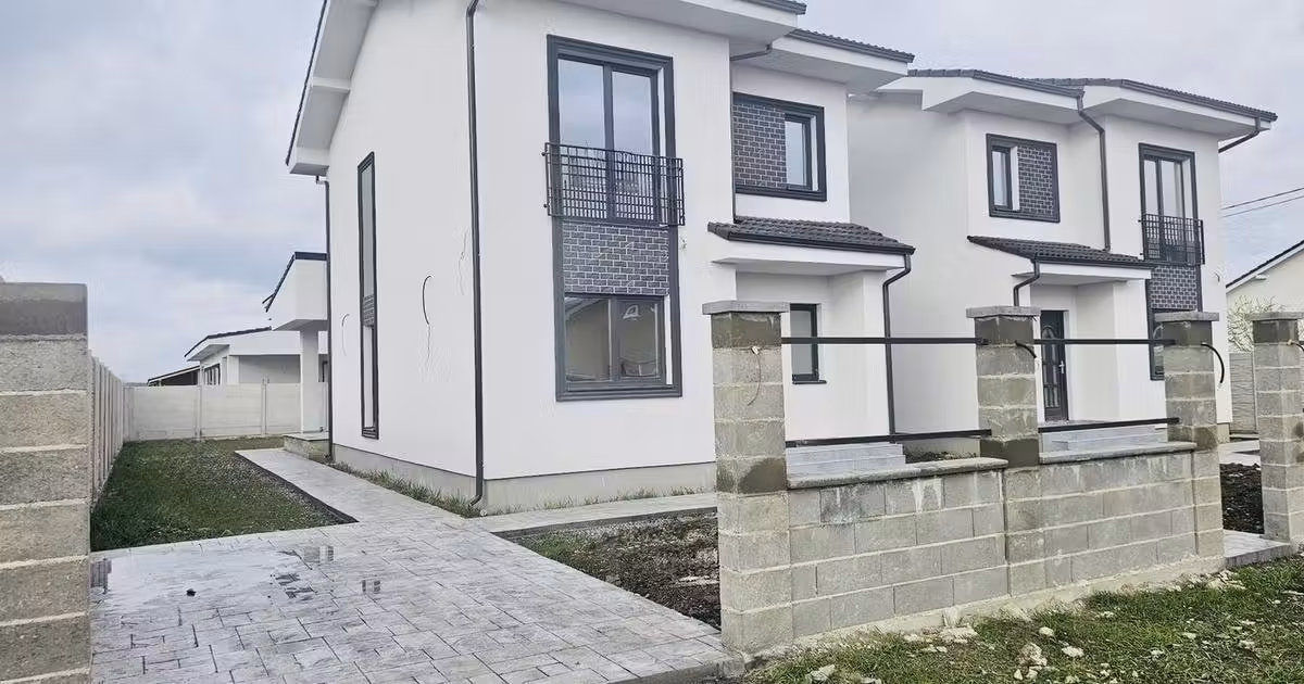 Duplex de vânzare cu 4 camere în Moșnița Veche