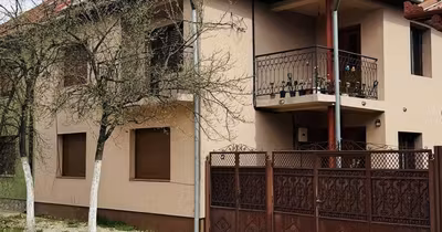 Casă Central