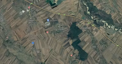 Teren Petrești