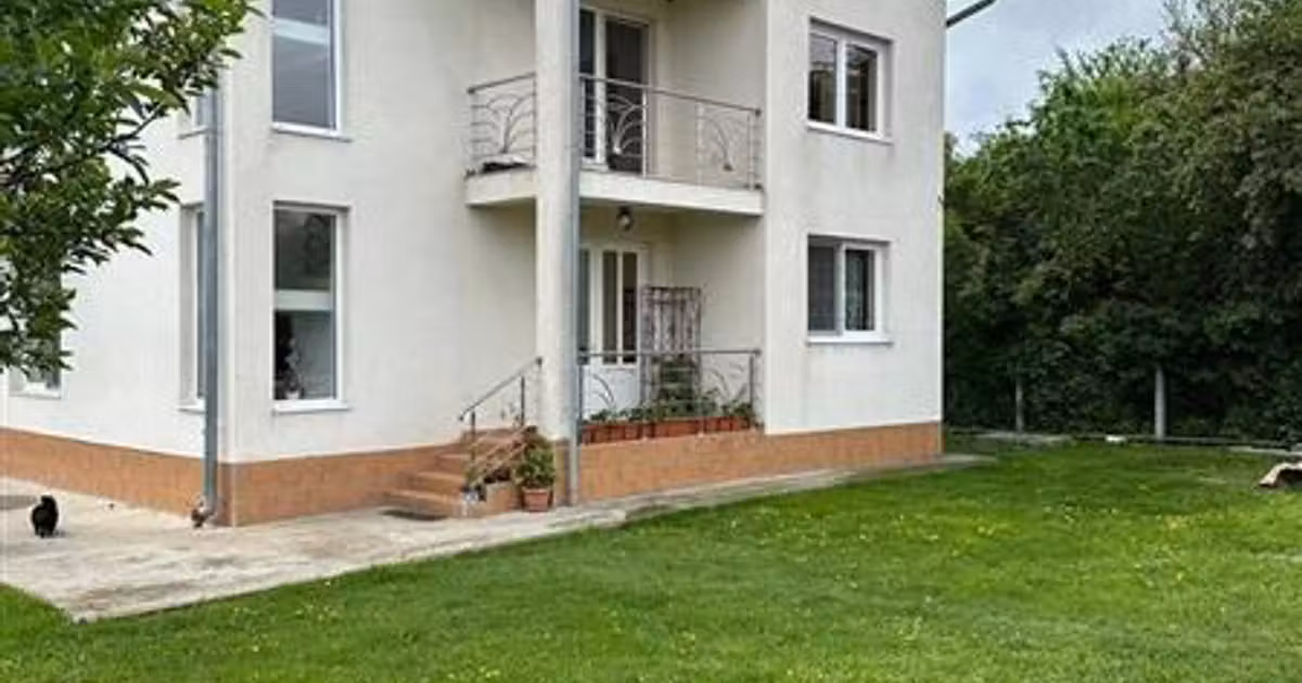Casă de vânzare cu 6 camere în Tureni