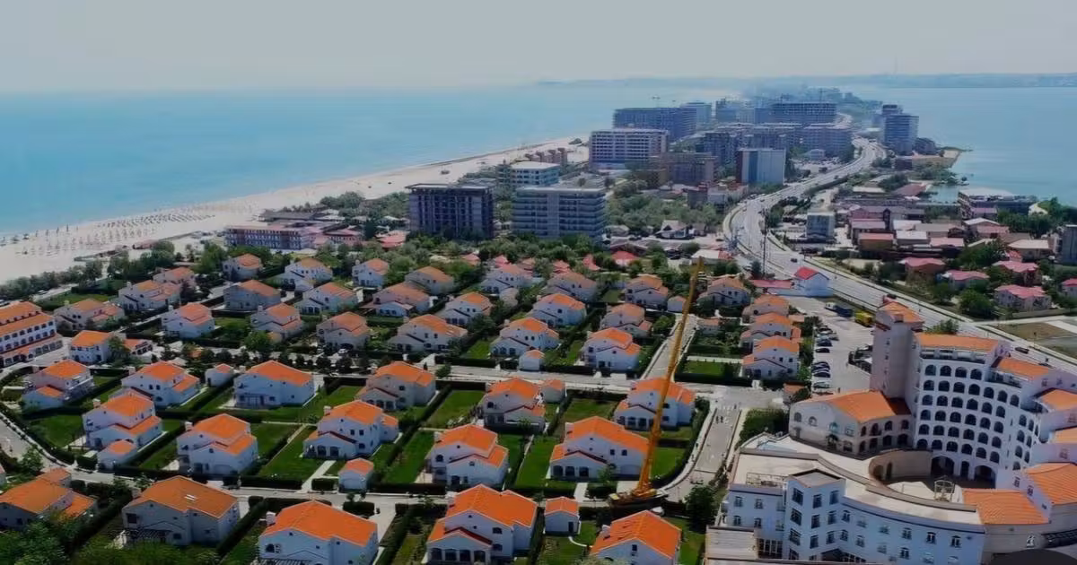 Casă de vânzare cu 5 camere, mobilată în Mamaia-Sat