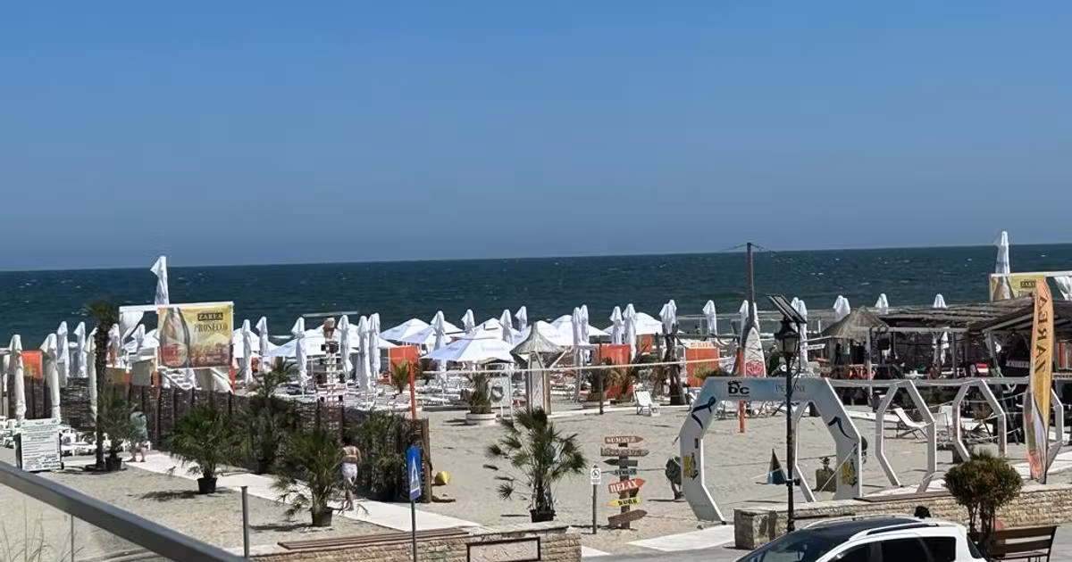 Apartament de vânzare cu 2 camere, mobilat în Mamaia-Sat