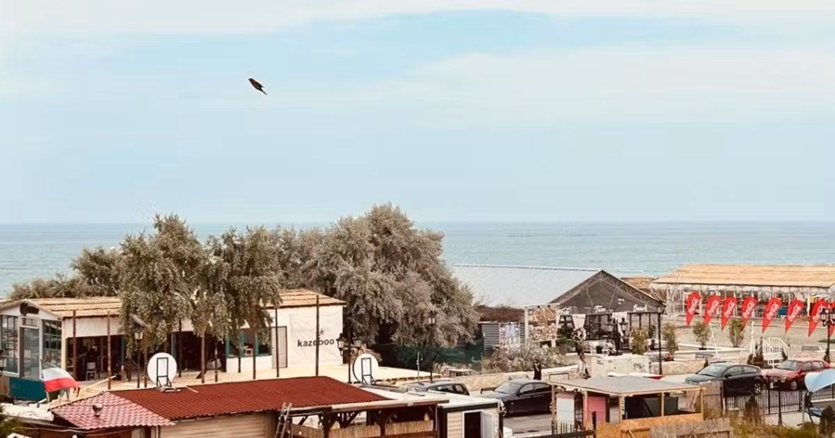 Apartament de vânzare cu 3 camere, mobilat în Mamaia-Sat