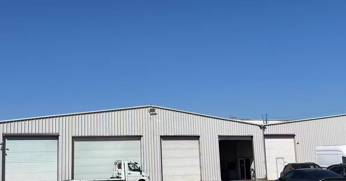 Spațiu industrial de vânzare în zona Nord, Sector 1