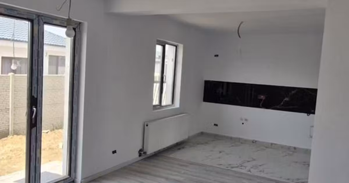 Casă individuală de vânzare cu 4 camere în Vârteju
