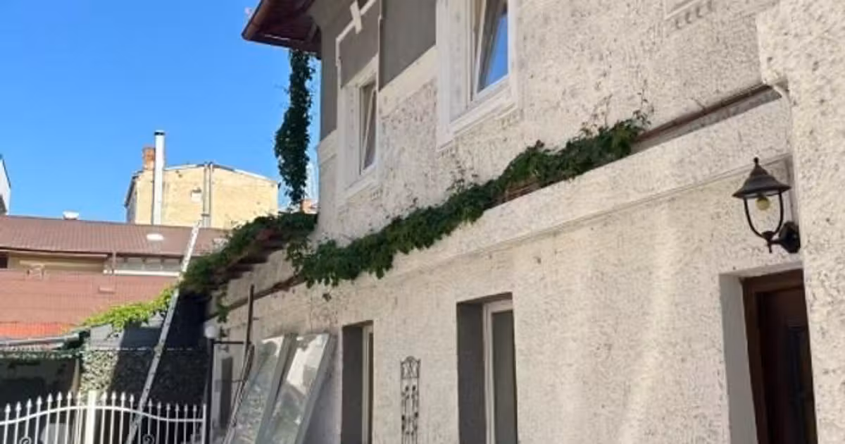 Casă individuală de vânzare cu 20 camere în zona Victoriei, Ultracentral