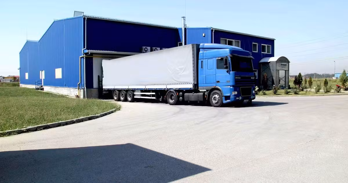 Spațiu industrial de vânzare în zona Pantelimon, Sector 2