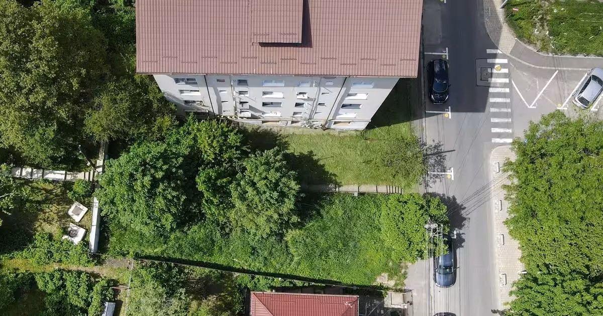 Teren Construcții intravilan de vânzare de 350 mp, în Sinaia