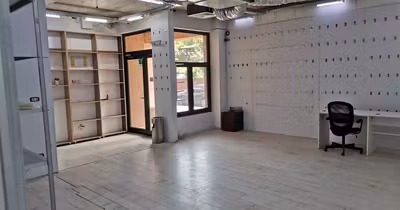 Spațiu comercial Dacia