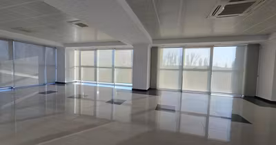 Spațiu comercial Vitan-Bârzești