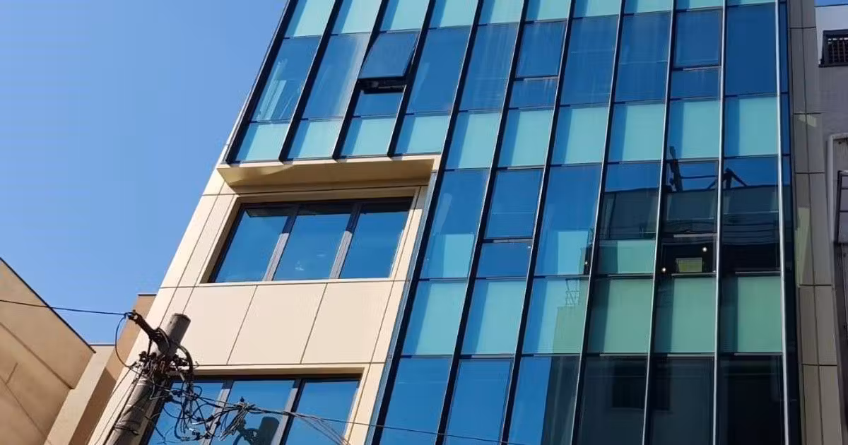 Birou de vânzare de 800 mp, în zona Beller, Sector 1
