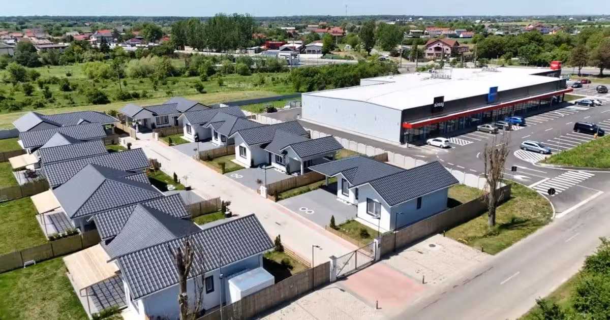 Casă individuală de vânzare cu 3 camere în Ciolpani