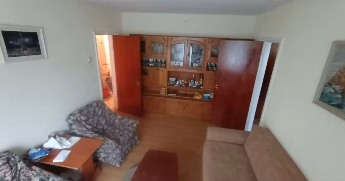 Apartament de vânzare cu 3 camere în zona Giurgiului, Sector 4