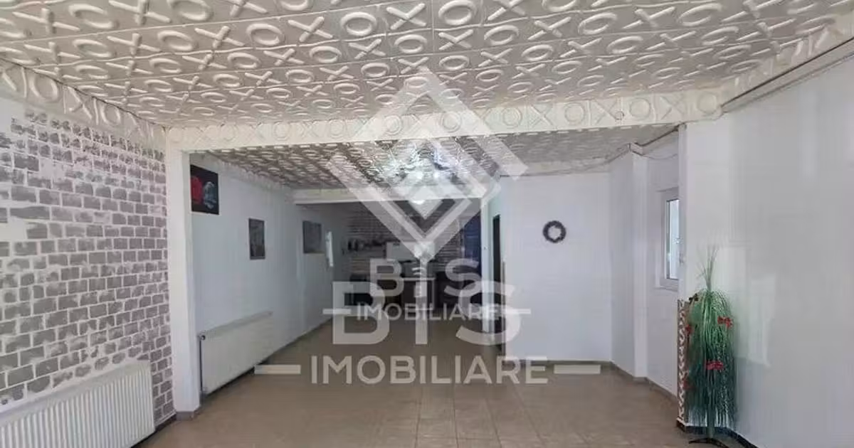 Spațiu comercial de vânzare de 84 mp, în zona Central, Bistrița
