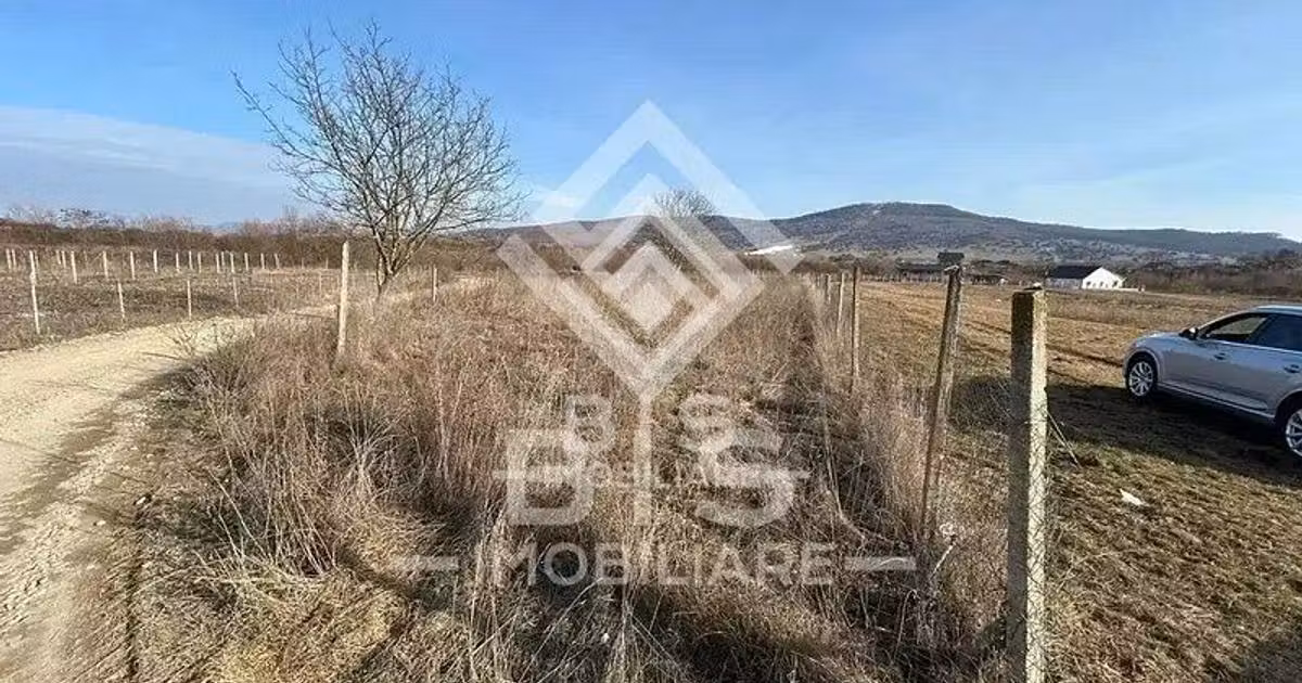 Teren Construcții intravilan de vânzare de 1600 mp, în zona Unirea, Bistrița