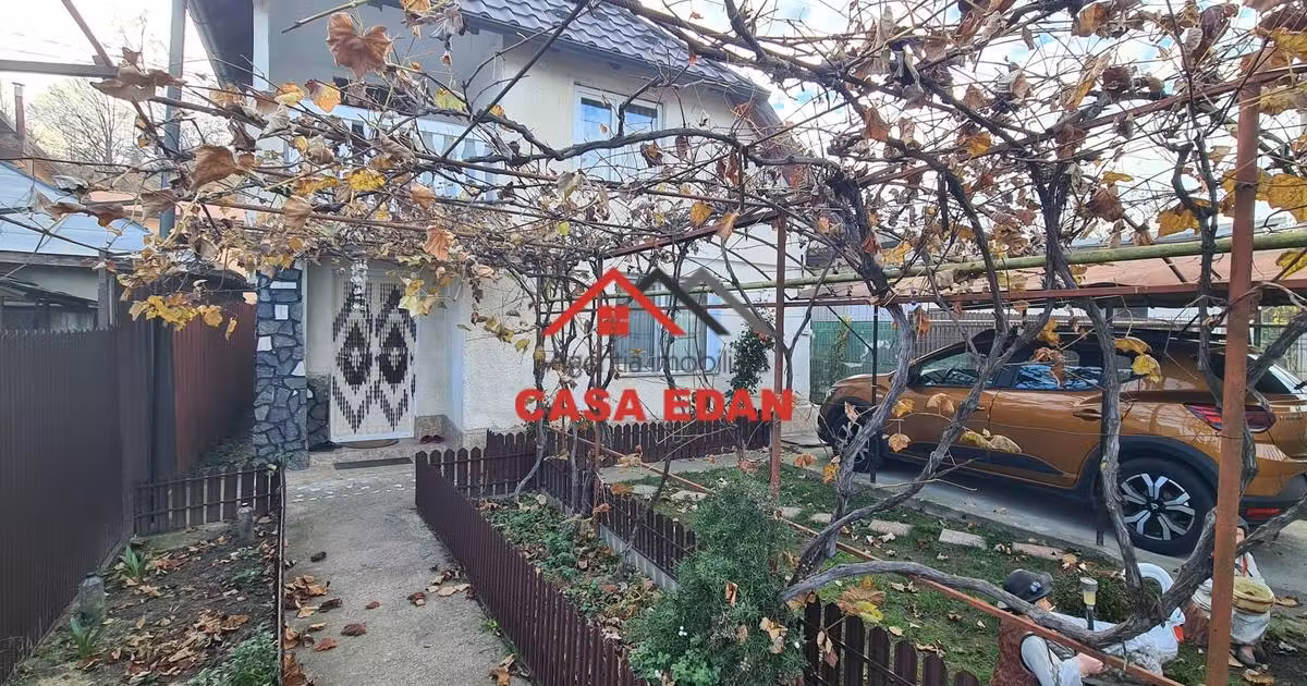 Casă individuală de vânzare cu 4 camere în Câmpina