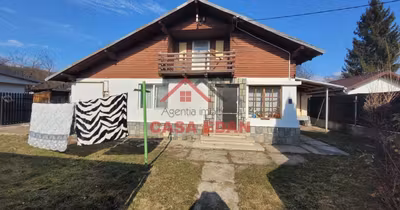 Casă Breaza