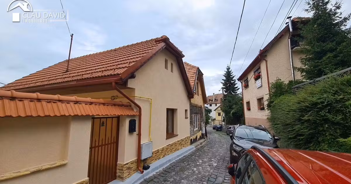 Casă individuală de vânzare cu 3 camere, mobilată în zona Schei, Brașov