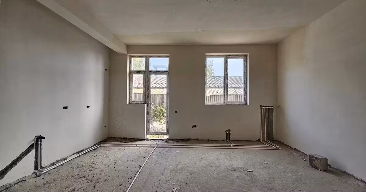 Apartament de vânzare cu 2 camere în zona Km 5, Constanța