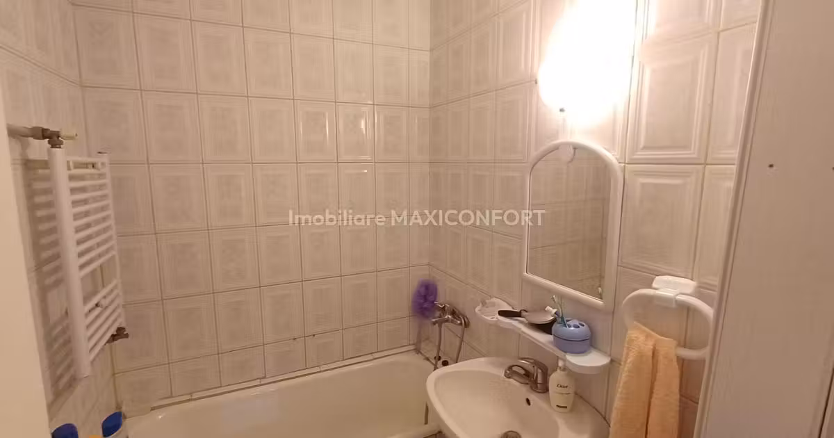 Apartament de vânzare cu 2 camere în zona Marna, Brăila