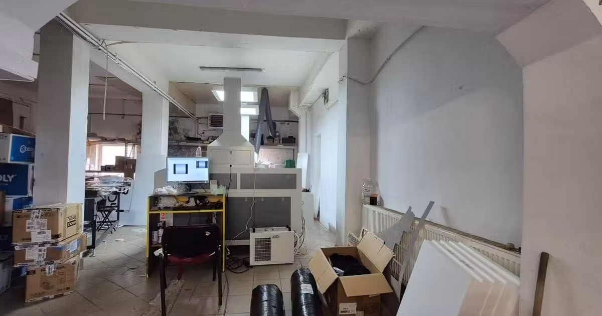 Spațiu industrial de vânzare în Acățari